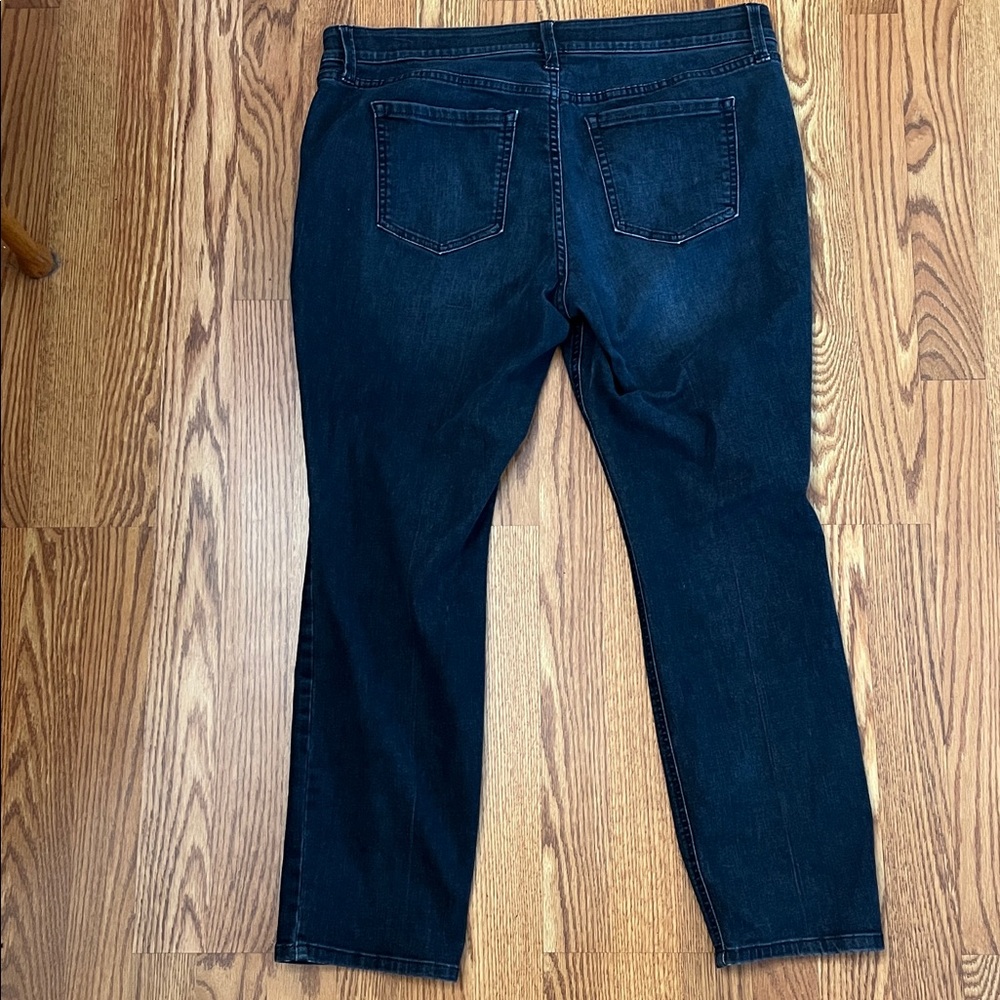 NWOT Liz Claiborne Classic Skinny Jeans - Picture 2 of 5